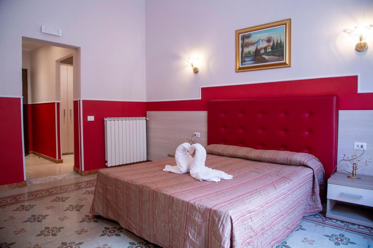 Domus Napoleone Hotel Roma Ngoại thất bức ảnh