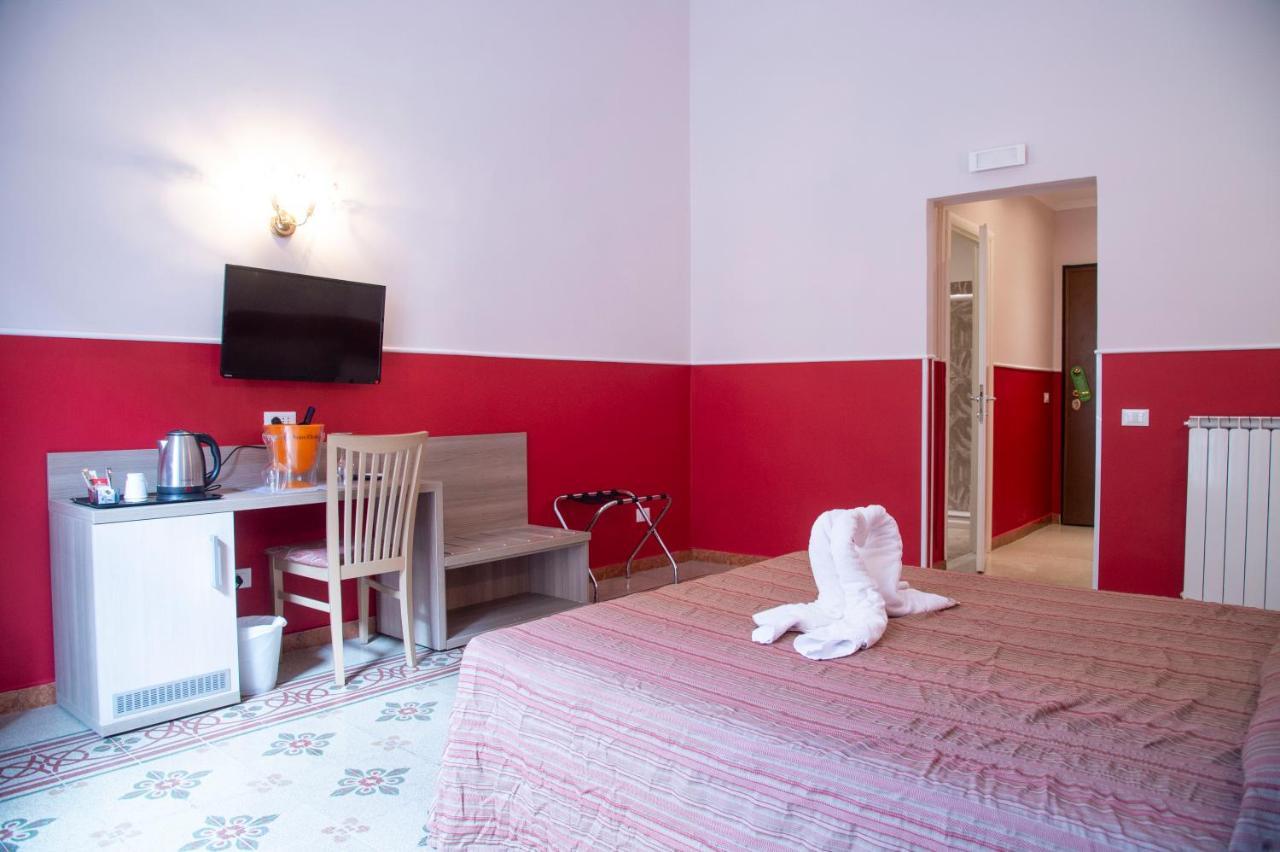 Domus Napoleone Hotel Roma Ngoại thất bức ảnh